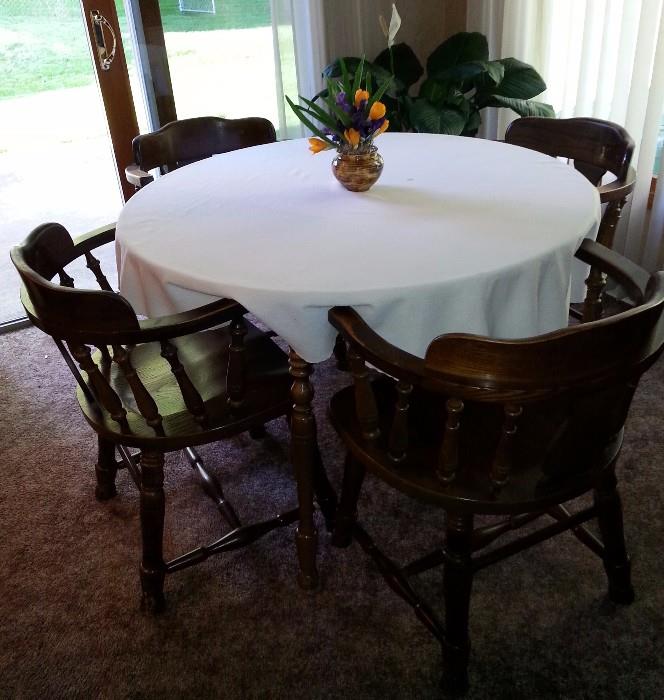 Kitchen Table with tavern chairs