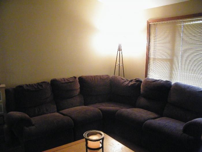 3 SECTION COUCH WITH RECLINERS