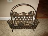 MAGAZINE RACK
