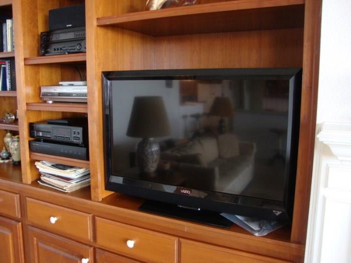 Flat Screen Vizio TV