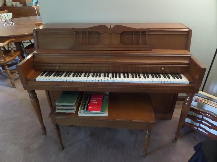 this Wurlitzer piano is in excellent condition 