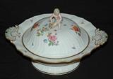 Meissen covered serving bowl with Putti finial, 20th Century
