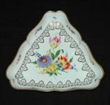 Meissen triangular scalloped shallow serving bowl, 20th Century