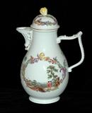 Meissen Porcelain Coffee Pot, circa 1740-1750