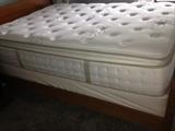Near-new pillow-top mattress and box sprint