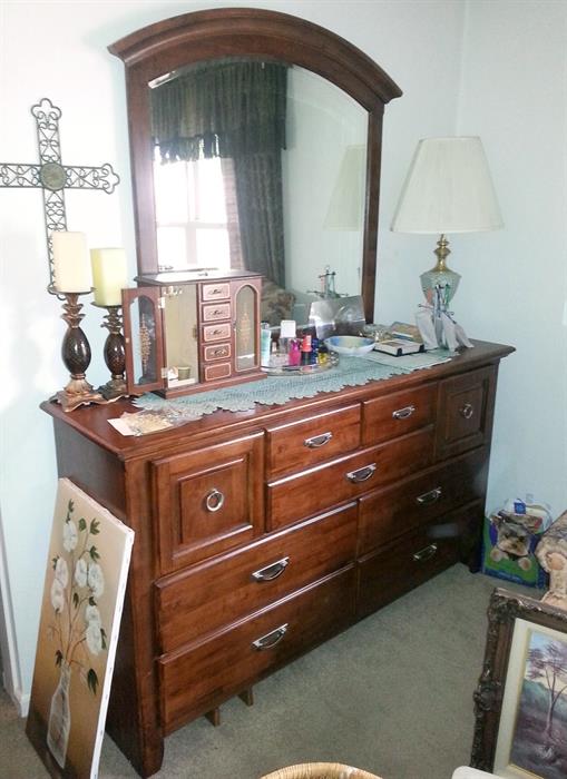 Bedroom furniture–dresser with mirror