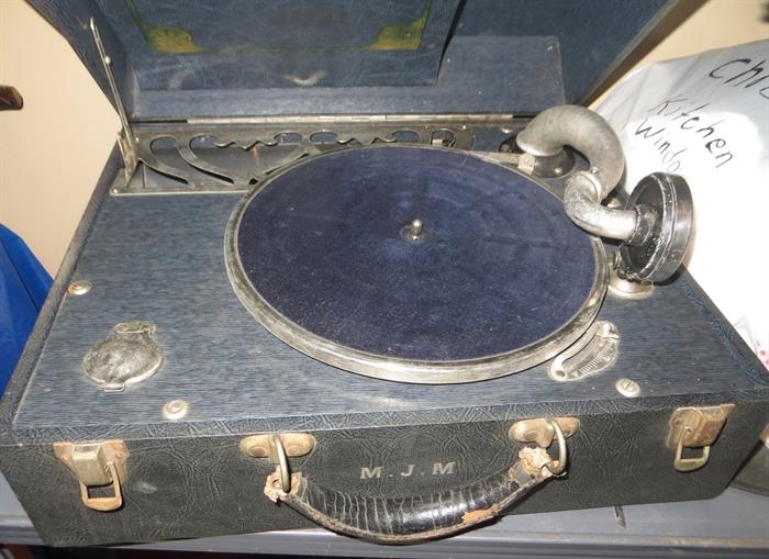 Antique portable turntable
