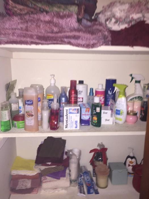 BED & BATH / TOWELS