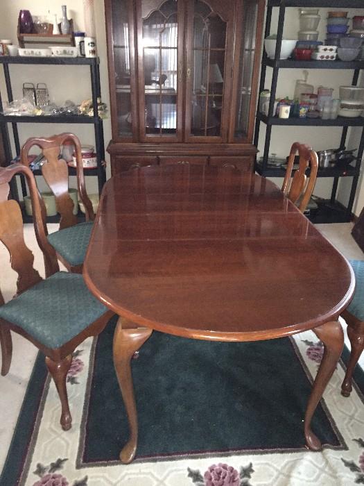 AMERICAN DREW CHERRY GROVE DINING ROOM TABLE WITH CHAIRS