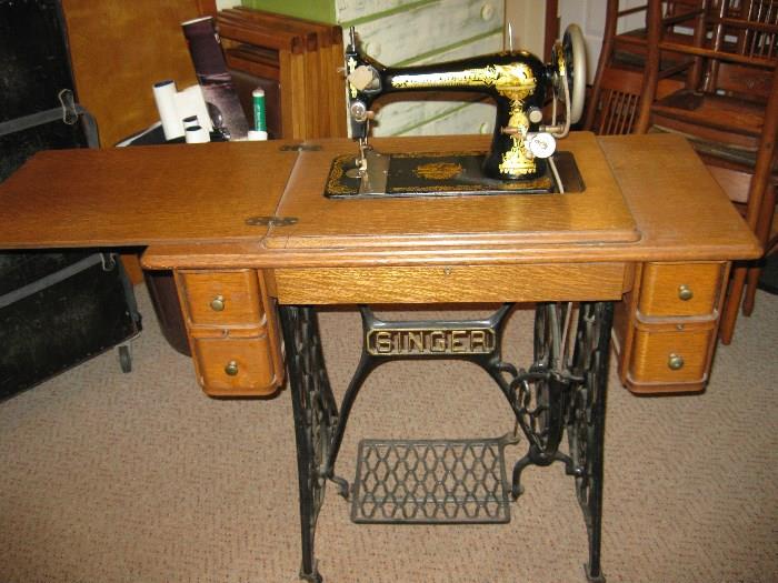 singer console sewing machine