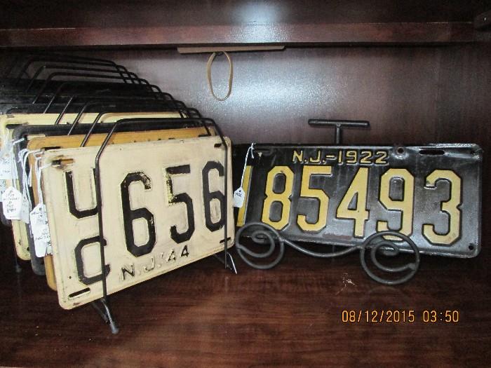 Many New Jersey vintage car license plates