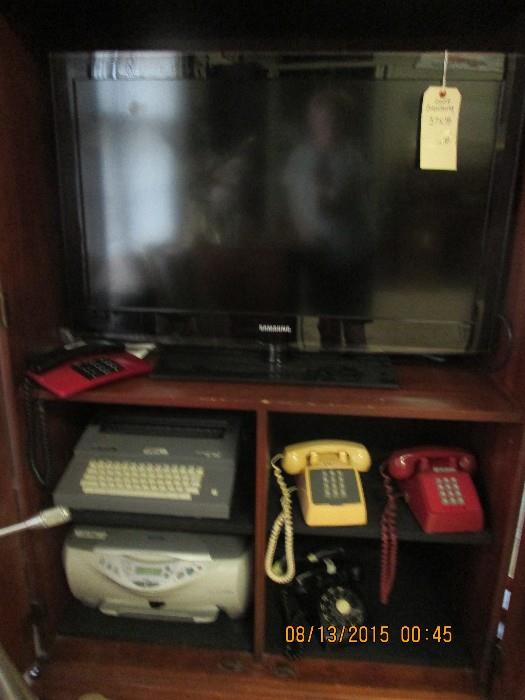 Samsung flat screen tv, vintage telephones