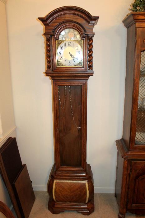 Herschede grandfather clock (has weights / pendulum, they are just not attatched)