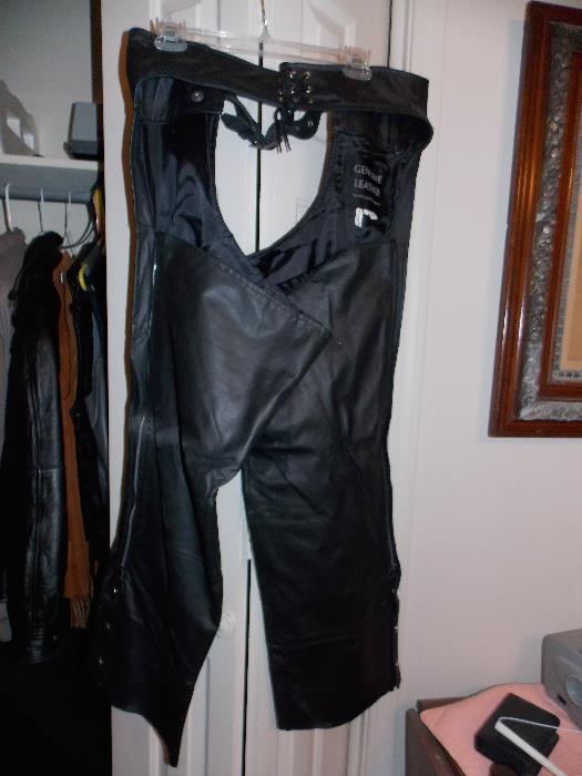 Leather motorcycle chaps