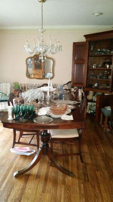 Duncan Phyfe table and chairs