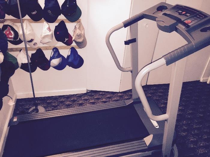 Treadmill excellent condition