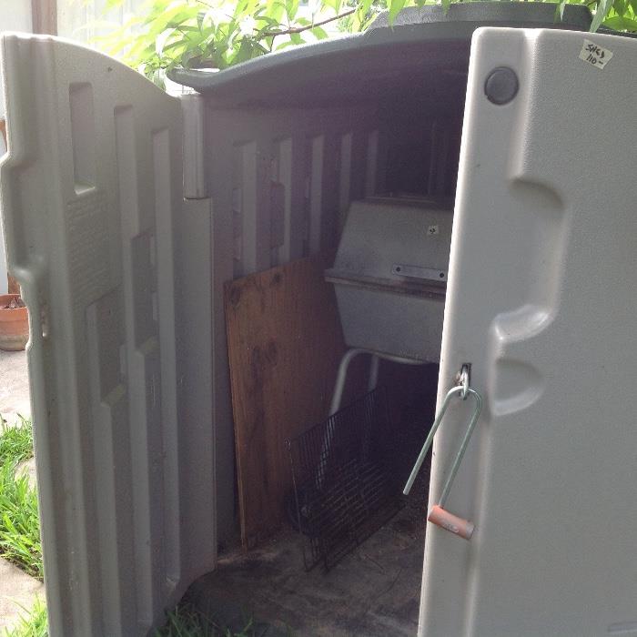Rubbermaid shed for sale
