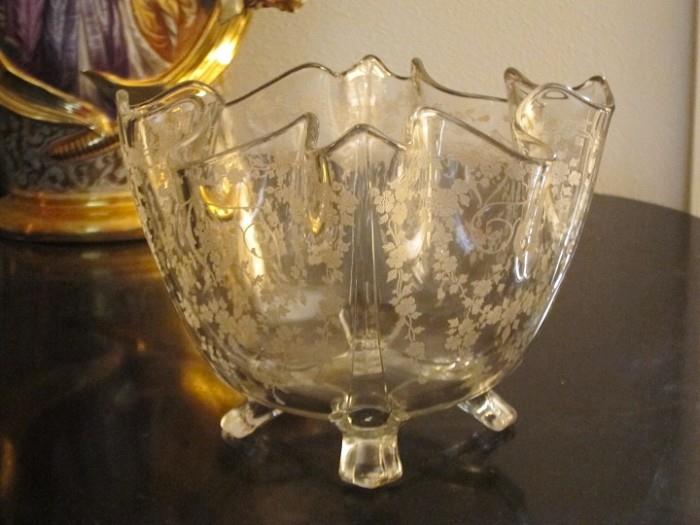 Vintage Cambridge Diane etched glass fluted bowl.