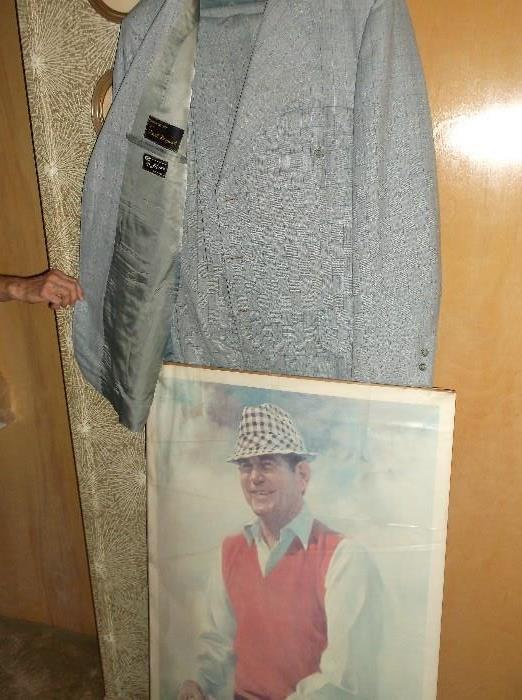 "Bear" Bryant poster and dress suit