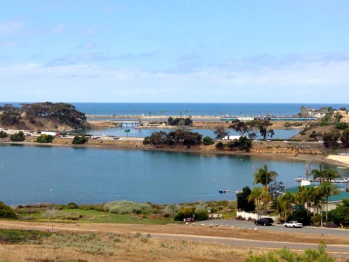 Come and enjoy the beautiful Carlsbad Lagoon view from the house!