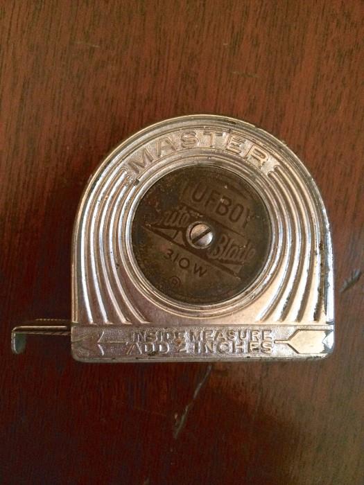 Fascinating vintage tape measure "Tufboy" 