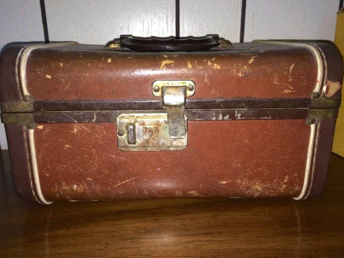 Vintage leather train case