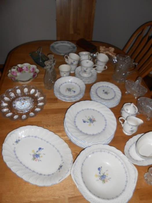 NIce set of everyday dishes, dishwasher safe and microwave safe. Assorted glassware items