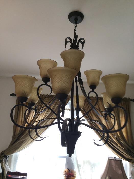 Beautiful light fixtures...  chandeliers, really nice!