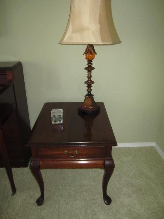 END TABLES AND LAMPS