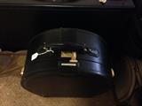 Very beautiful English made hat box and matching travelcase