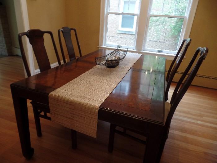 Drexel dining set with 2 leaves