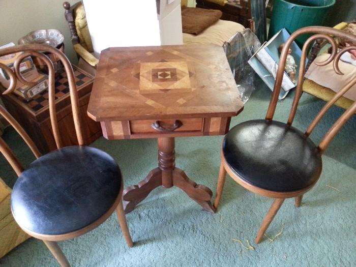Pair bentwood chairs and inlaid lamp table