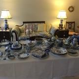 Blue and white!  Gorgeous sofa and blue and white lamps!