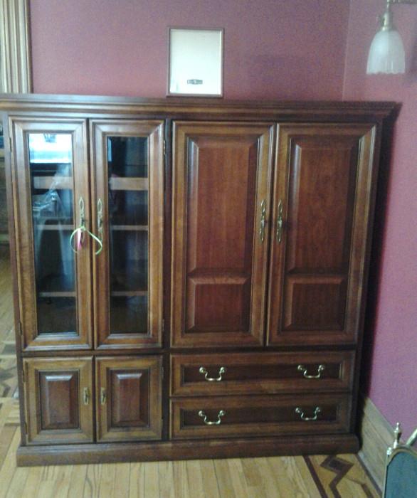 TRULY GORGEOUS *SOLID CHERRY WOOD* ENTERTAINMENT CENTER / DISPLAY CASE W/ BEVELED GLASS!  GREAT FOR ANY ROOM!  GREAT FOR BEDROOM STORAGE & HIDE YOUR TV....DOUBLES AS AN ARMOIRE!!! REDUCED!!!   EXCELLENT PIECE!!!  GREAT BUY!!!