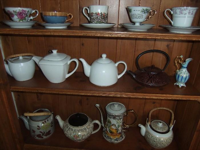 Tea Pot & Cup & Saucer Collection