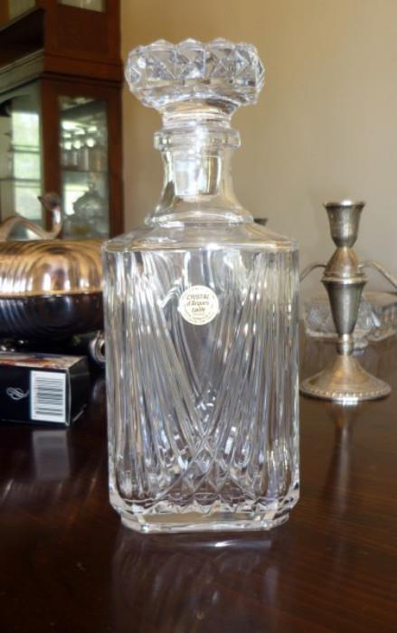 Bleikristall Geschliffen Crystal Decanter 24% Leaded Crystal   http://bid.auctionbymayo.com/view-auctions/catalog/id/7753/lot/987154/?url=%2Fview-auctions%2Fcatalog%2Fid%2F7753%2F