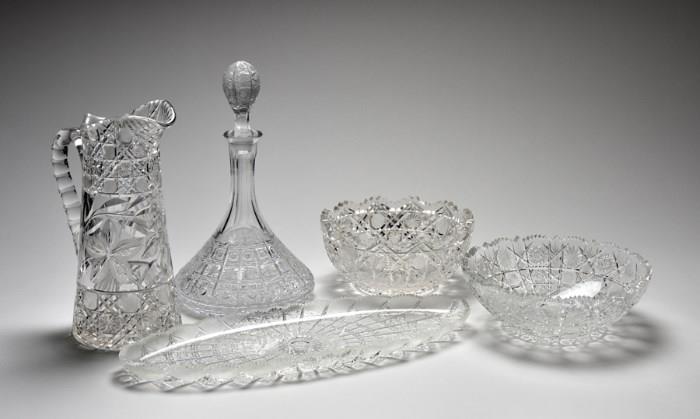 Lot 21: FIVE CUT CRYSTAL TABLE ARTICLES