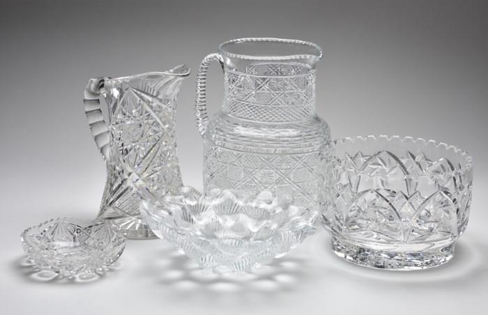 Lot 74: FIVE CUT CRYSTAL TABLE ARTICLES