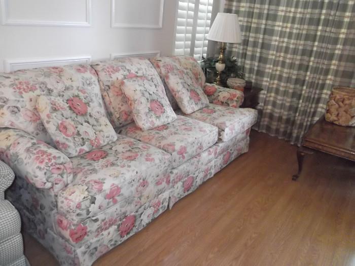 thomasville couch
