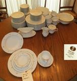 92 Pieces Of Sango Ballad Pattern Fine China - Service for 12