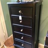             Black 5-drawer chest