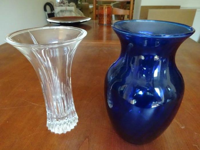 A pair of vases.
