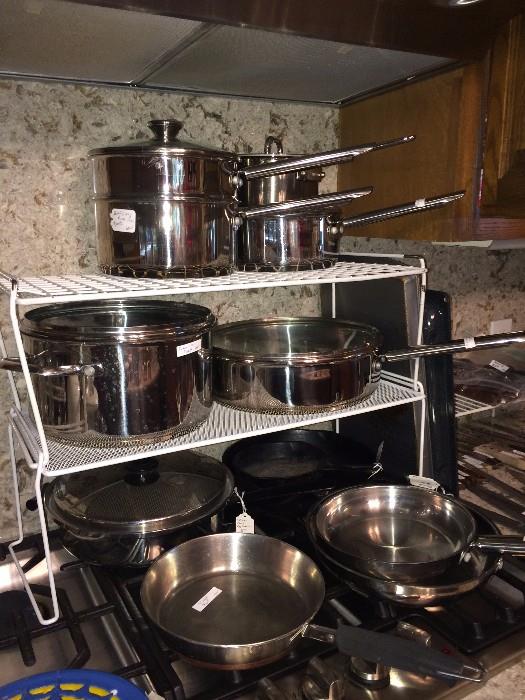         Large amount of great cookware