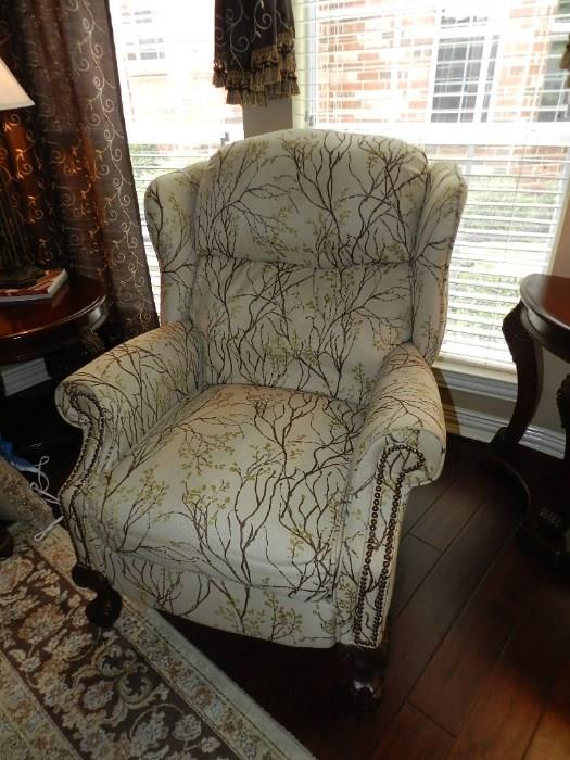 Lazy Boy Recliner - ivory/light green/brown colors.