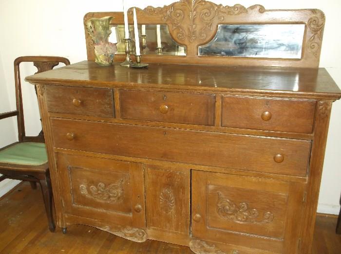 Oak buffet/side board w/beveled mirror