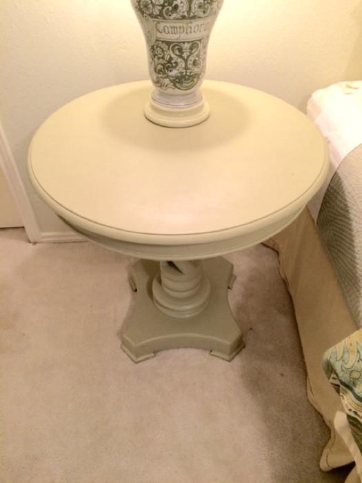 Hand Painted Celedon Green (Annie Sloan Chalk Paint) Round End or Side Table, w/ Twisted Carved Wood Base.