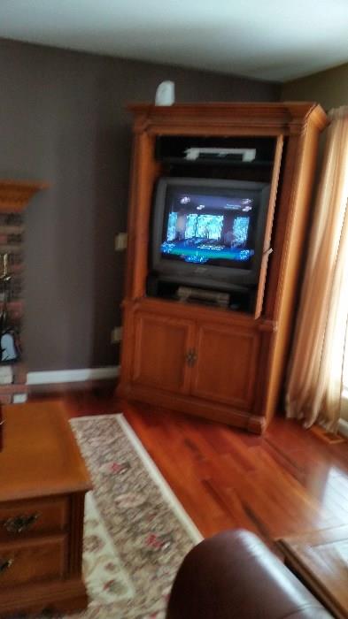 television cabinet and television