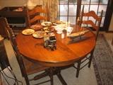BEAUTIFUL TABLE: $295
