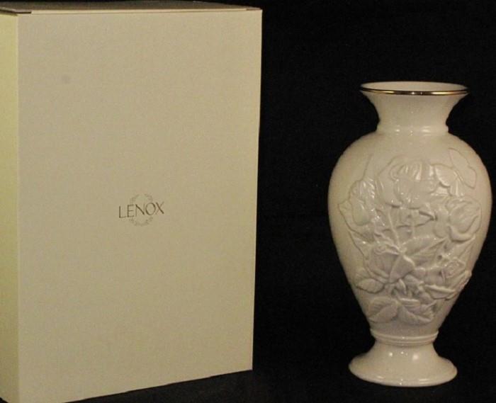 Classic Lenox "Rode Medley" Ivory Porcelain 9" Vase New in Box