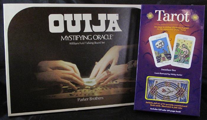 Parker Bros "Ouija" Board 1972 Complete in Excellent Condition and Barnes & Nobles 1996 Tarot Cards with Illustrate Full Color 64 Page Book 